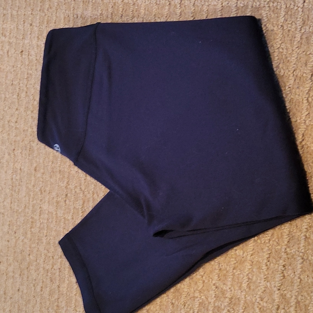 Lululemon yoga pants